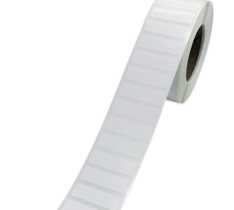 Этикетка Маркерпром LAB-T-30x10-101-1-2(40) белый полиэстер глянцевый с усил. клеем, 30х10 мм, в рулоне 2000 шт., втулка 40 мм. mpr02126